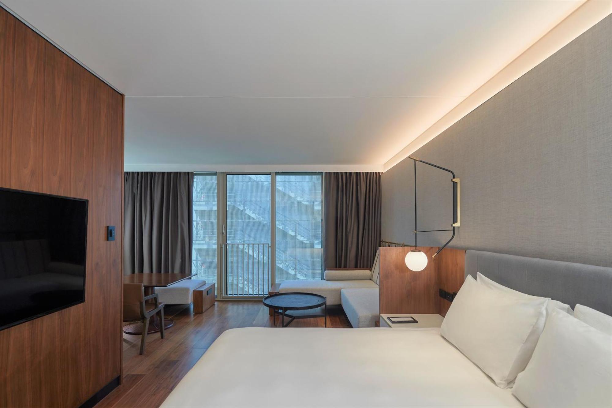 Park Hyatt Auckland Hotel Exterior foto A room at the hotel